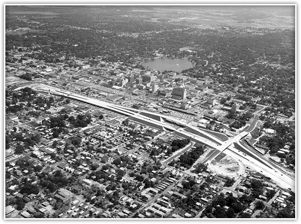 The first 8.2-mile stretch of I-4 opened in March 1965 and accommodated 70,000 vehicles per day through downtown Orlando.